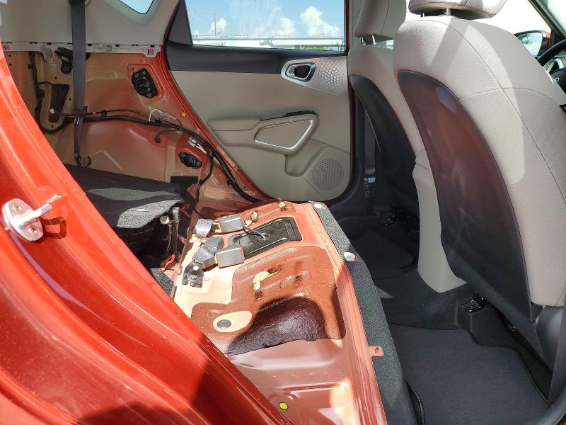 41631776 :رقم المزاد ، KNDJ23AU5L7060370 vin ، 2020 Kia Soul مزاد بيع