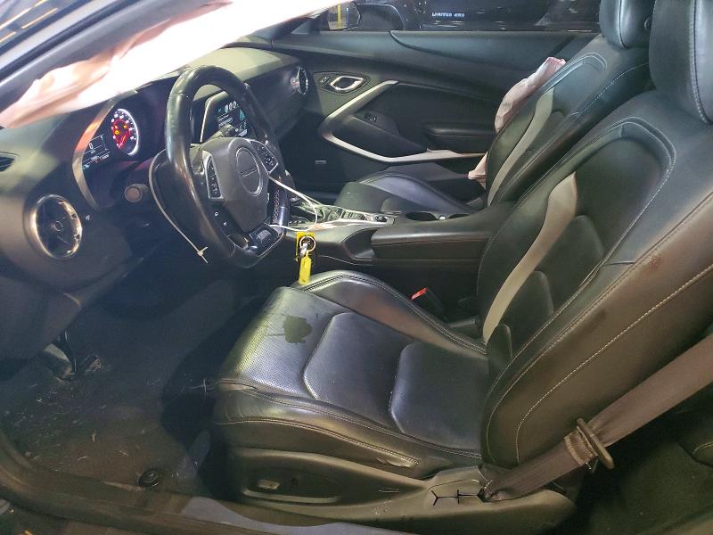 61251336 :رقم المزاد ، 1G1FD1RX2H0142228 vin ، 2017 Chevrolet Camaro مزاد بيع