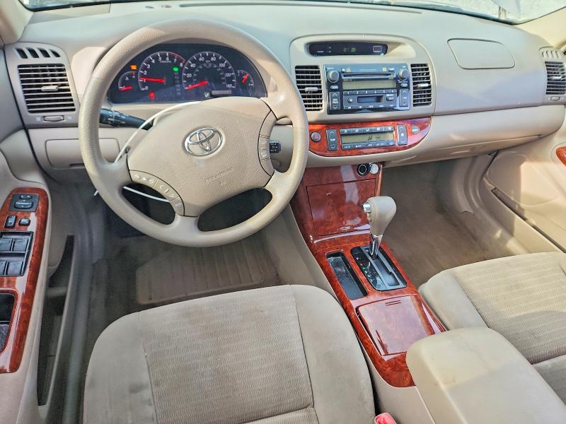 2005 Toyota Camry მანქანა იყიდება აუქციონზე, vin: 4T1BE32K25U517676, აუქციონის ნომერი: 61873956