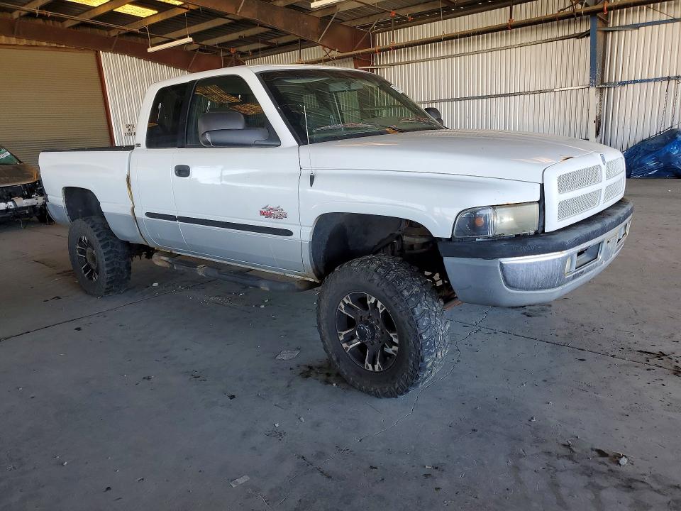 2001 Dodge Ram 2500 მანქანა იყიდება აუქციონზე, vin: 1B7KF23W41J601572, აუქციონის ნომერი: 62717136