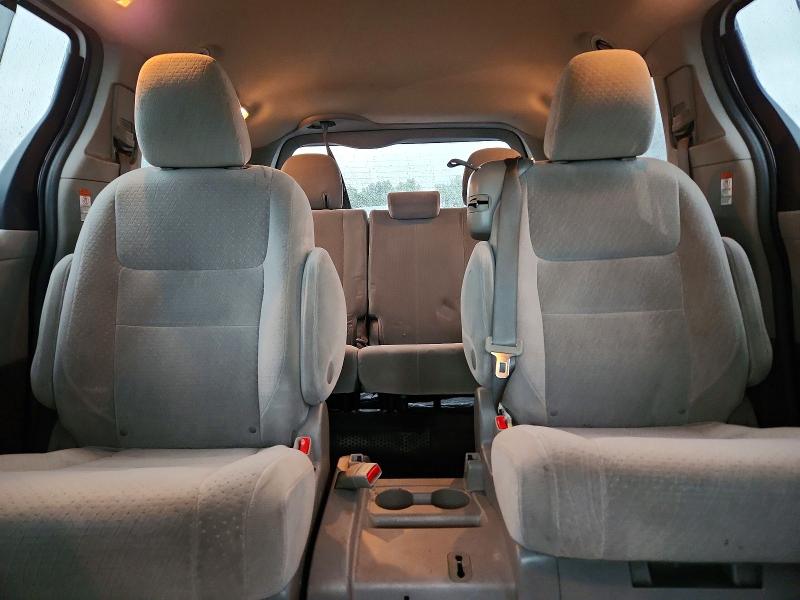2015 Toyota Sienna მანქანა იყიდება აუქციონზე, vin: 5TDKK3DC4FS571943, აუქციონის ნომერი: 61899216