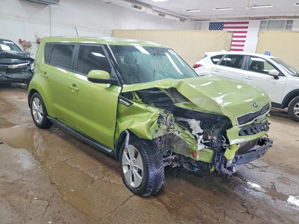 62240706 :رقم المزاد ، KNDJP3A53F7816180 vin ، 2015 Kia Soul مزاد بيع