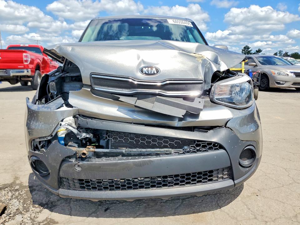 2017 Kia Soul მანქანა იყიდება აუქციონზე, vin: KNDJN2A24H7498403, აუქციონის ნომერი: 60550406