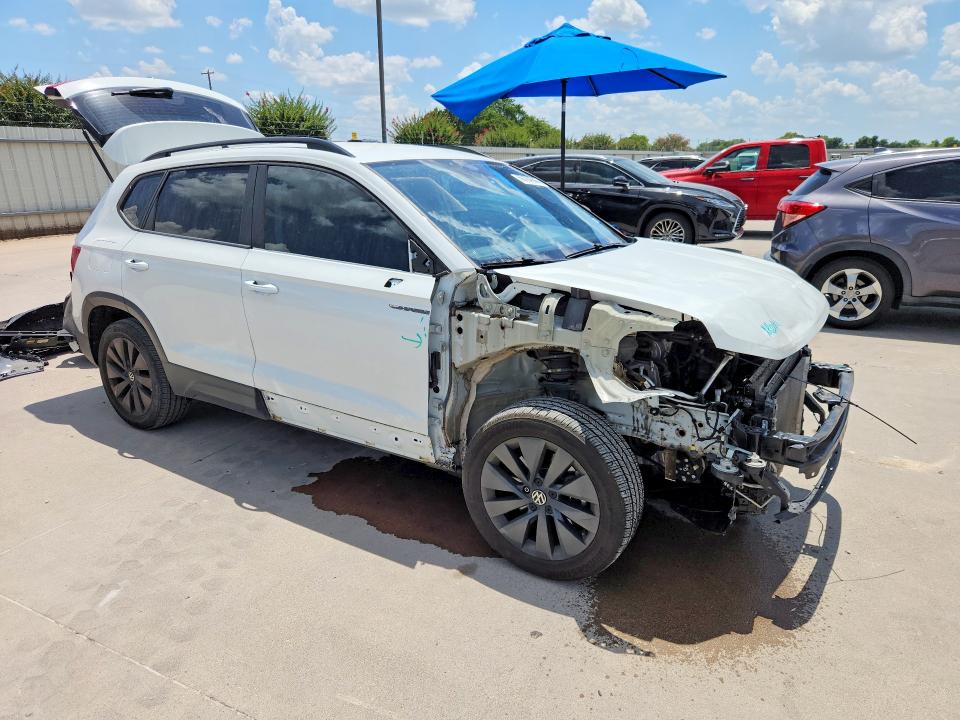 Продаж на аукціоні авто 2024 Volkswagen Taos, vin: 3VV5X7B28RM058071, номер лоту: 60184506