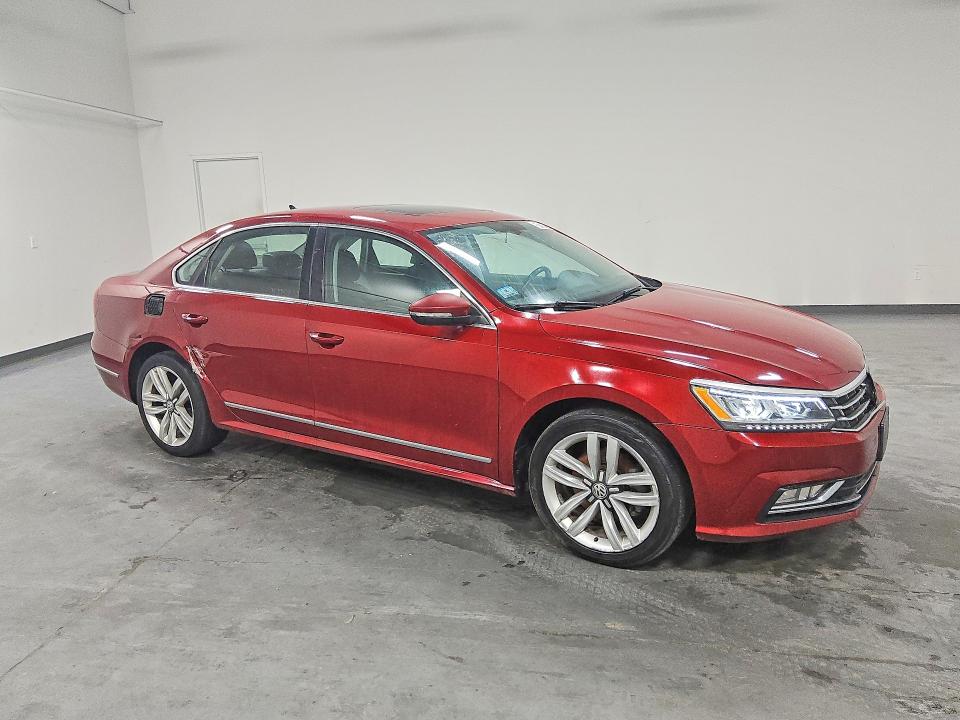 2017 Volkswagen Passat მანქანა იყიდება აუქციონზე, vin: 1VWGT7A38HC007079, აუქციონის ნომერი: 59195256