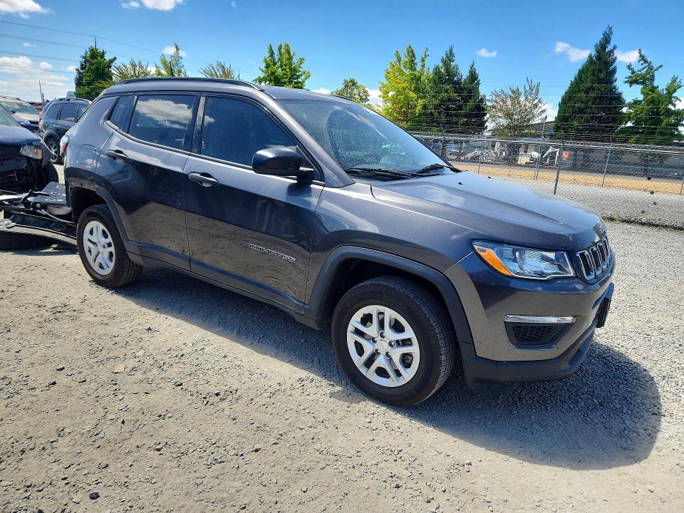 62520006 :رقم المزاد ، 3C4NJDAB9HT647277 vin ، 2017 Jeep Compass مزاد بيع