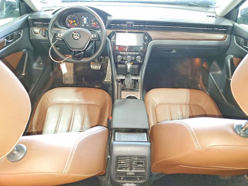 62944986 :رقم المزاد ، 1VWBA7A3XNC002784 vin ، 2022 Volkswagen Passat مزاد بيع
