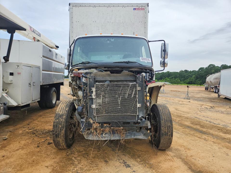 Продажа на аукционе авто 2022 Freightliner M2, vin: 3ALHCYFE5NDMV0404, номер лота: 60009246