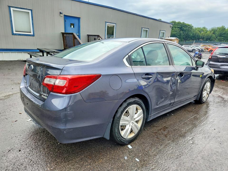 61955046 :رقم المزاد ، 4S3BNAA66F3055787 vin ، 2015 Subaru Legacy مزاد بيع