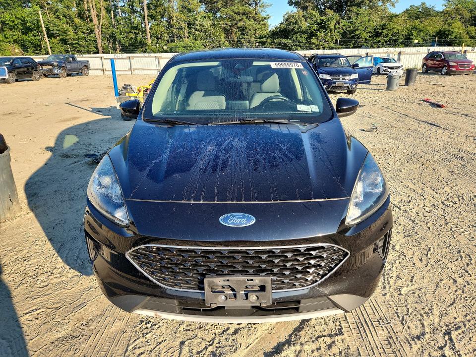 60686976 :رقم المزاد ، 1FMCU9G61LUA44498 vin ، 2020 Ford Escape مزاد بيع