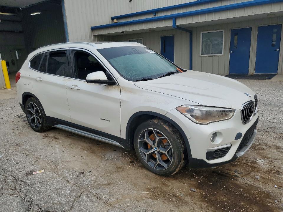 62462646 :رقم المزاد ، WBXHT3C39H5F86364 vin ، 2017 Bmw X1 مزاد بيع