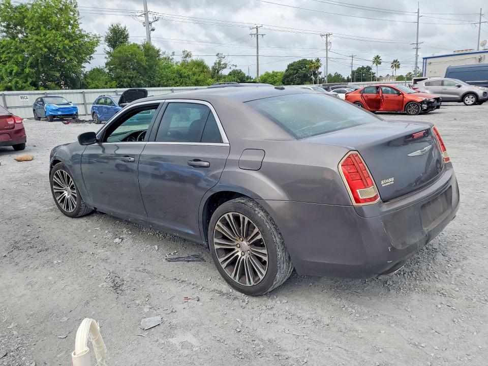 2014 Chrysler 300 მანქანა იყიდება აუქციონზე, vin: 2C3CCABG9EH165055, აუქციონის ნომერი: 62621576