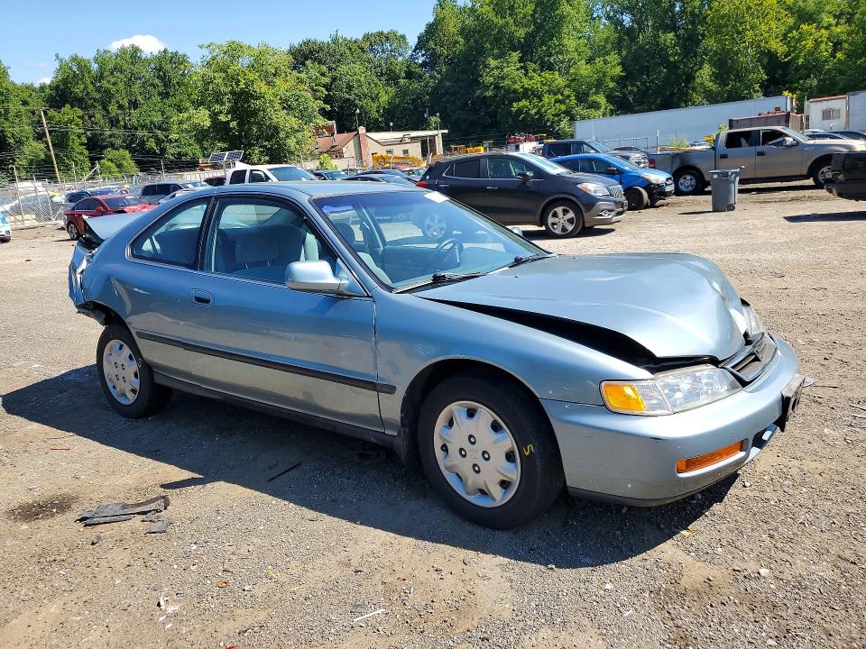 63071866 :رقم المزاد ، 1HGCD713XTA025703 vin ، 1996 Honda Accord مزاد بيع