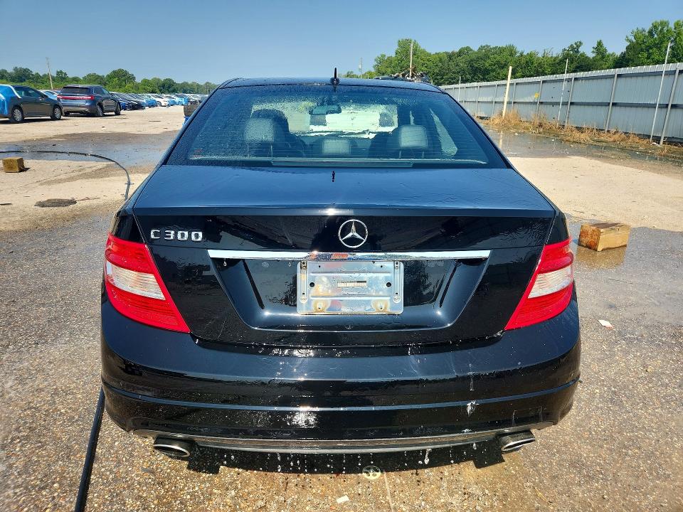 58888506 :رقم المزاد ، WDDGF5EB2BA522054 vin ، 2011 Mercedes-benz C مزاد بيع