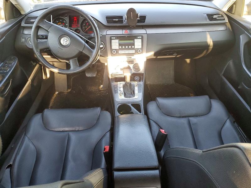 62541946 :رقم المزاد ، WVWJK73C28E217576 vin ، 2008 Volkswagen Passat مزاد بيع