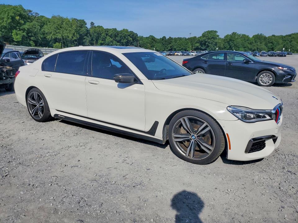 60606156 :رقم المزاد ، WBA7F2C3XHG423411 vin ، 2017 Bmw 750 مزاد بيع