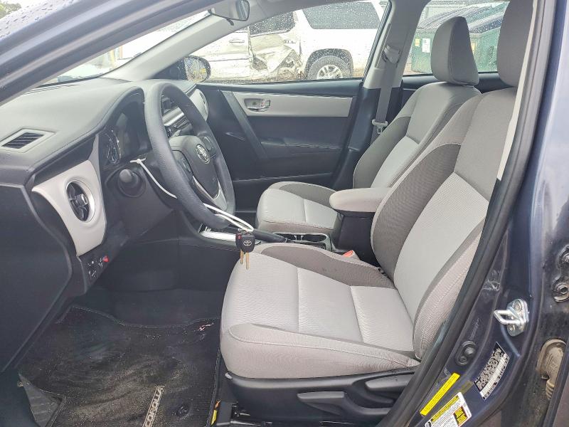 63149756 :رقم المزاد ، 5YFBURHE8JP848653 vin ، 2018 Toyota Corolla مزاد بيع