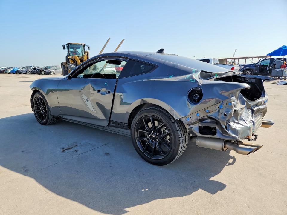 61753136 :رقم المزاد ، 1FA6P8CF9S5413003 vin ، 2025 Ford Mustang مزاد بيع