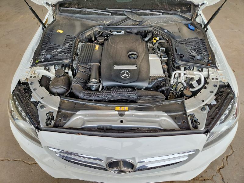 Продажа на аукционе авто 2016 Mercedes-benz C, vin: 55SWF4KBXGU142445, номер лота: 61223196