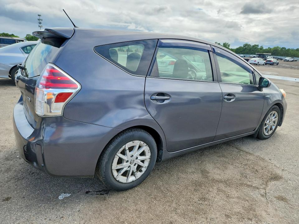 62539926 :رقم المزاد ، JTDZN3EU7GJ044572 vin ، 2016 Toyt Prius V مزاد بيع
