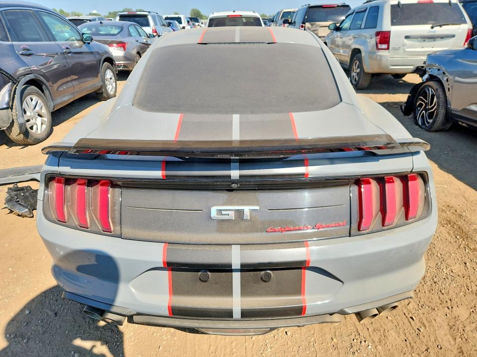 60870416 :رقم المزاد ، 1FA6P8CFXM5156338 vin ، 2021 Ford Mustang مزاد بيع