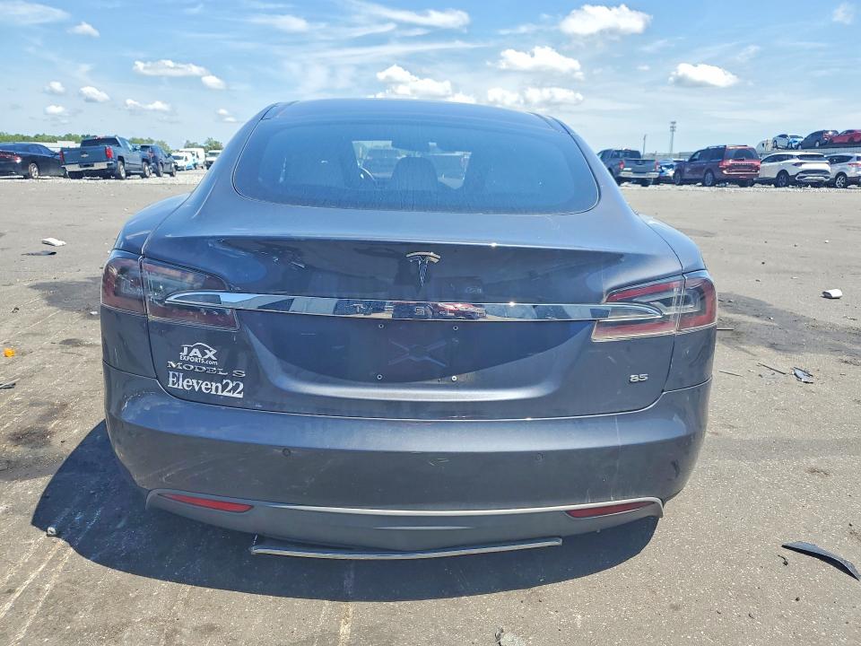 61983066 :رقم المزاد ، 5YJSA1H19EFP60476 vin ، 2014 Tesla Model S مزاد بيع