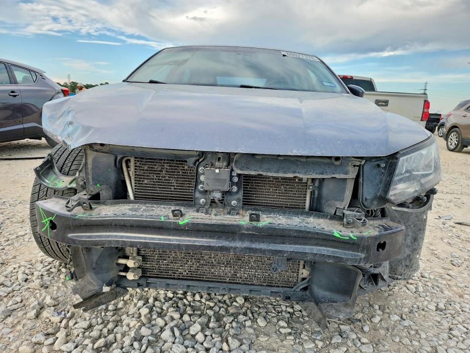 Продажа на аукционе авто 2018 Volkswagen Passat, vin: 1VWAA7A30JC029658, номер лота: 60027376