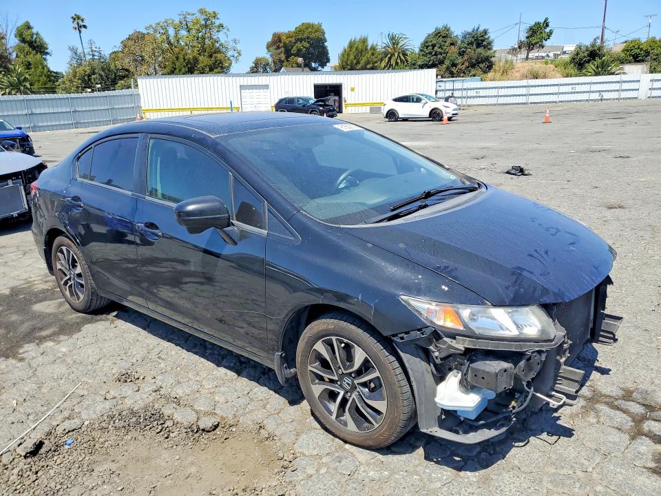 61502136 :رقم المزاد ، 19XFB2F81FE221247 vin ، 2015 Honda Civic مزاد بيع