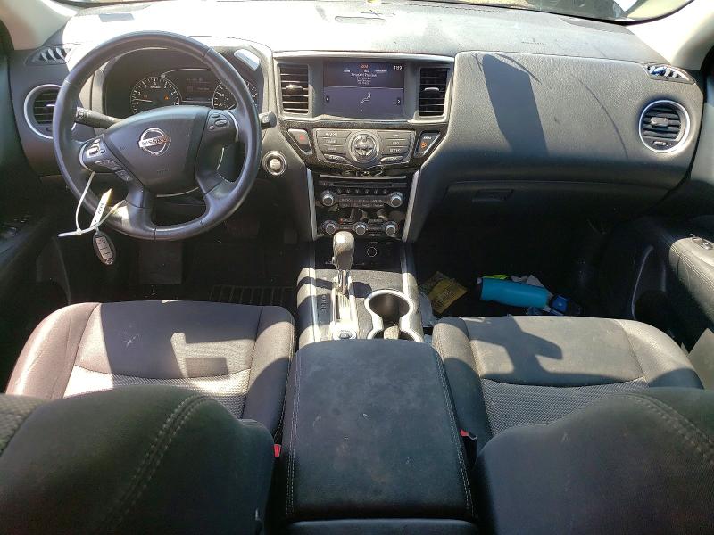 85770585 :رقم المزاد ، 5N1DR2MM0HC693190 vin ، 2017 Nissan Pathfinder مزاد بيع