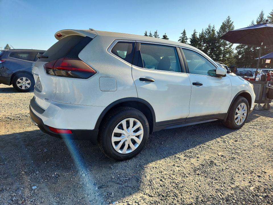 Продажа на аукционе авто 2019 Nissan Rogue, vin: 5N1AT2MV4KC833889, номер лота: 60400336