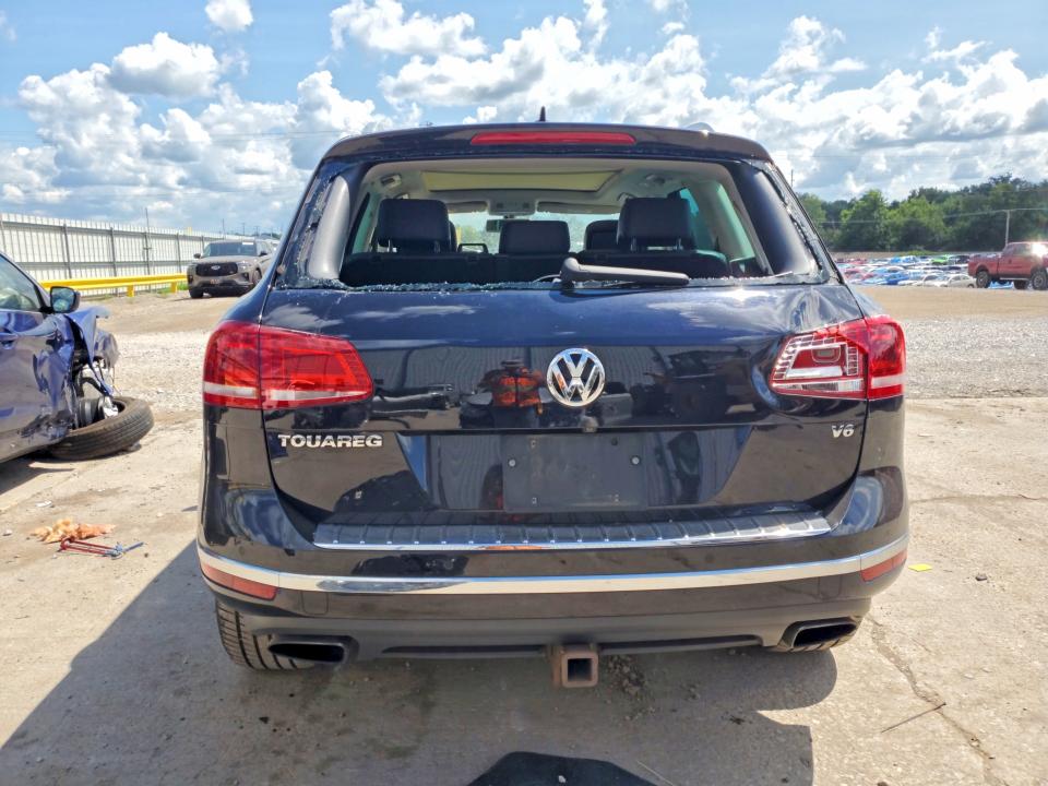 2016 Volkswagen Touareg მანქანა იყიდება აუქციონზე, vin: WVGEF9BPXGD001125, აუქციონის ნომერი: 61174166