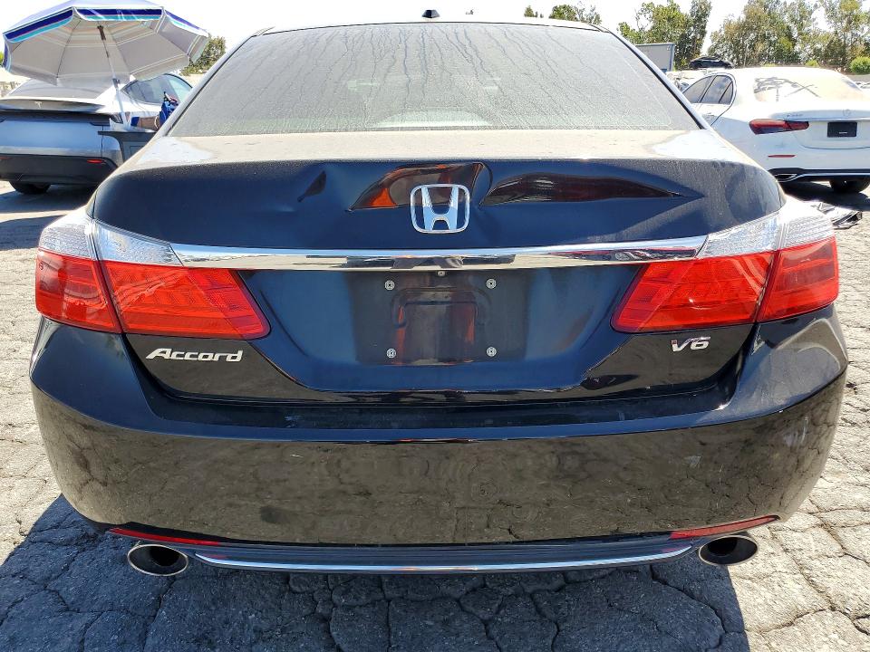2014 Honda Accord მანქანა იყიდება აუქციონზე, vin: 1HGCR3F86EA012058, აუქციონის ნომერი: 62816806