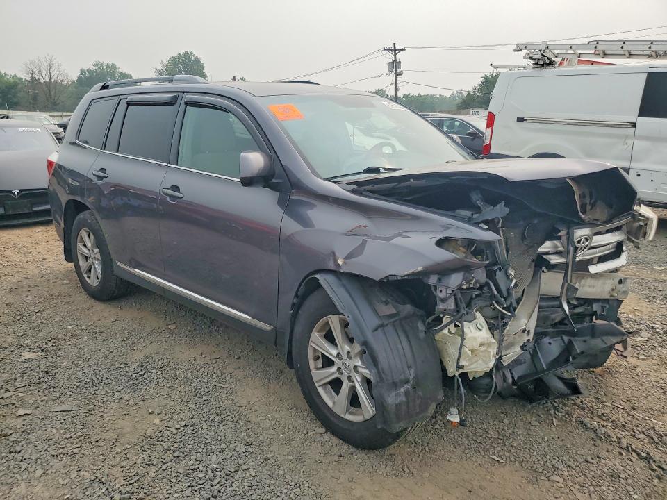 2011 Toyota Highlander მანქანა იყიდება აუქციონზე, vin: 5TDBK3EH5BS056633, აუქციონის ნომერი: 61568096