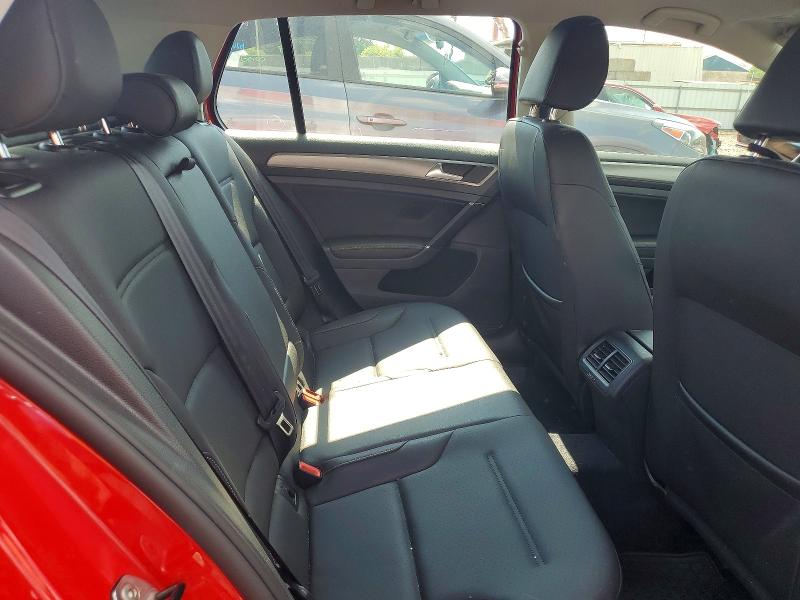 Продажа на аукционе авто 2015 Volkswagen Golf, vin: 3VW217AU1FM008319, номер лота: 63605766