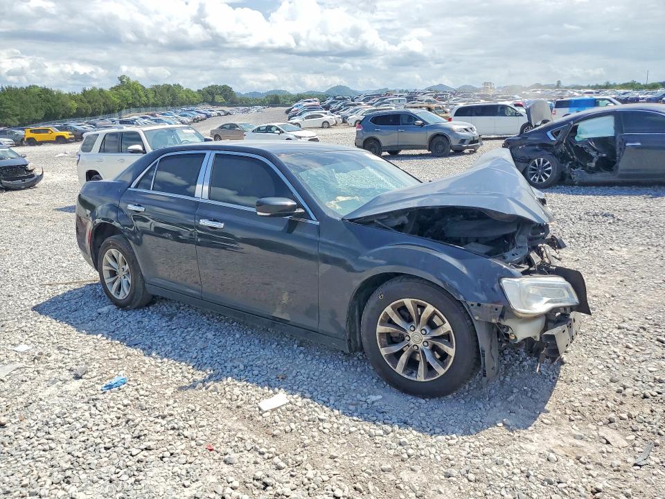 61979676 :رقم المزاد ، 2C3CCAAG3FH760258 vin ، 2015 Chrysler 300 مزاد بيع