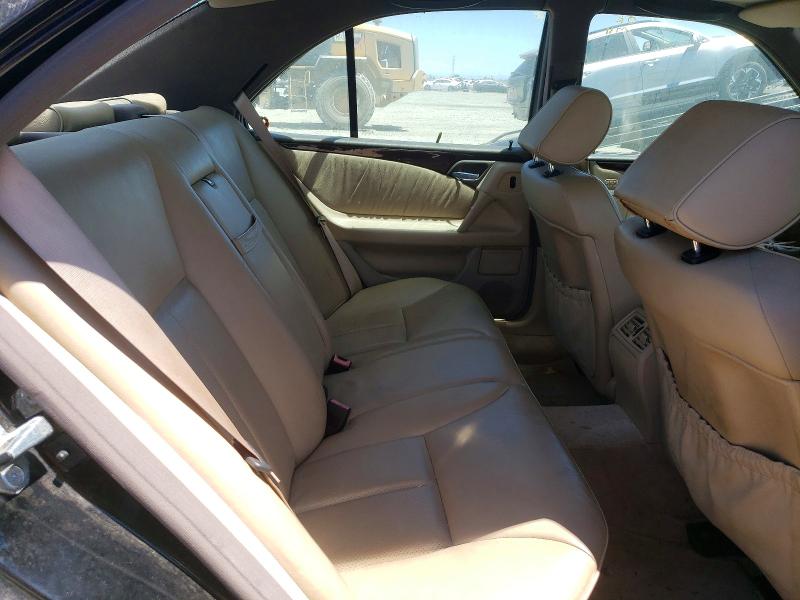 1996 Mercedes-benz E მანქანა იყიდება აუქციონზე, vin: WDBJF55F0TJ020100, აუქციონის ნომერი: 62392156