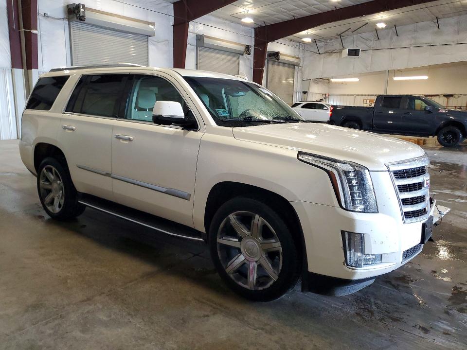 2015 Cadillac Escalade მანქანა იყიდება აუქციონზე, vin: 1GYS4MKJ3FR712284, აუქციონის ნომერი: 60075616