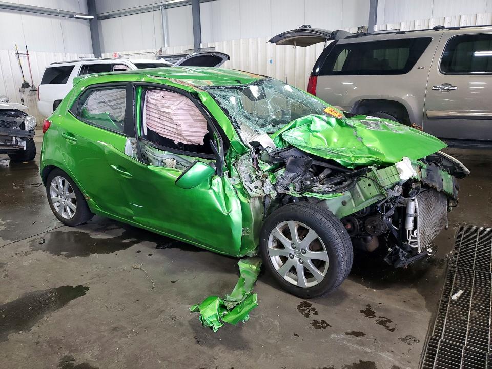 2011 Mazda Mazda2 მანქანა იყიდება აუქციონზე, vin: JM1DE1HY3B0123247, აუქციონის ნომერი: 62145876