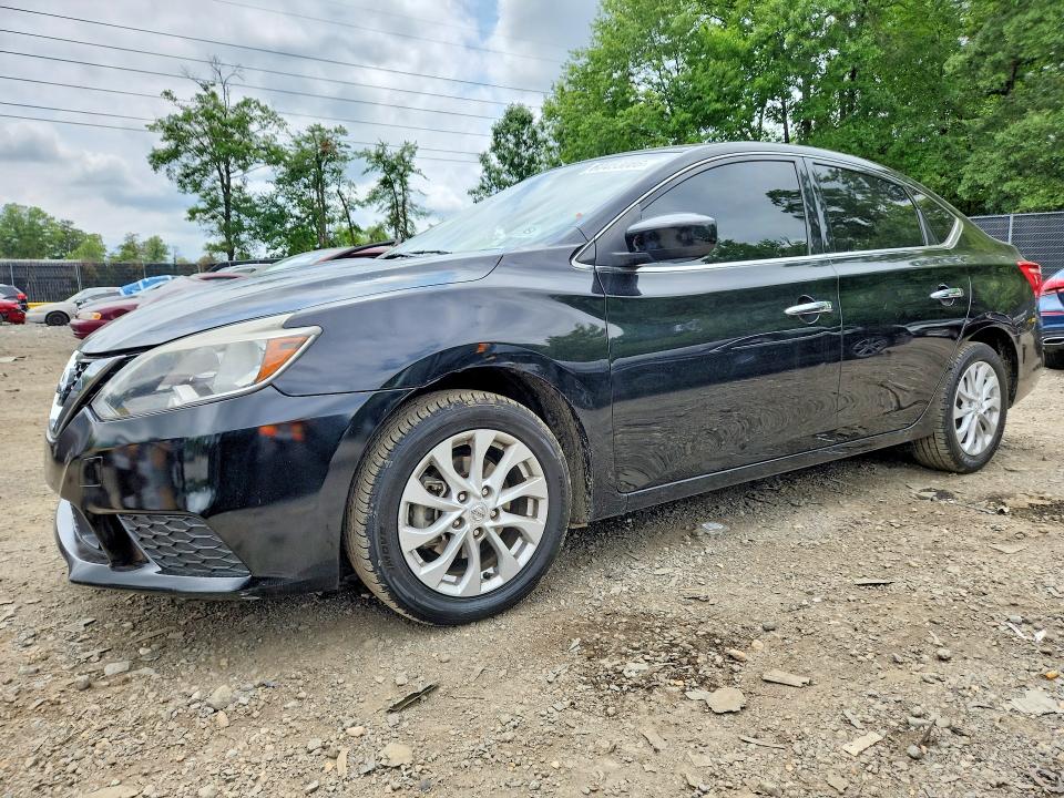 60453086 :رقم المزاد ، 3N1AB7AP4JL633479 vin ، 2018 Nissan Sentra مزاد بيع