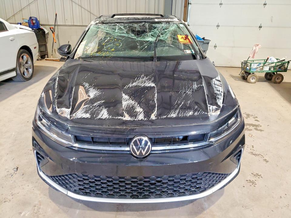 60763546 :رقم المزاد ، 3VW7X7BU2SM061723 vin ، 2025 Volkswagen Jetta مزاد بيع