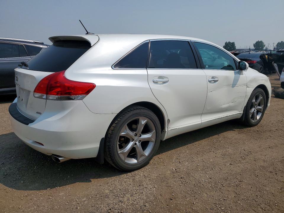 62795796 :رقم المزاد ، 4T3BK3BB0AU032060 vin ، 2010 Toyota Venza مزاد بيع