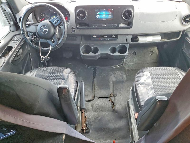 58400936 :رقم المزاد ، W1Y4EDHY3MT077191 vin ، 2021 Mercedes-benz Sprinter مزاد بيع