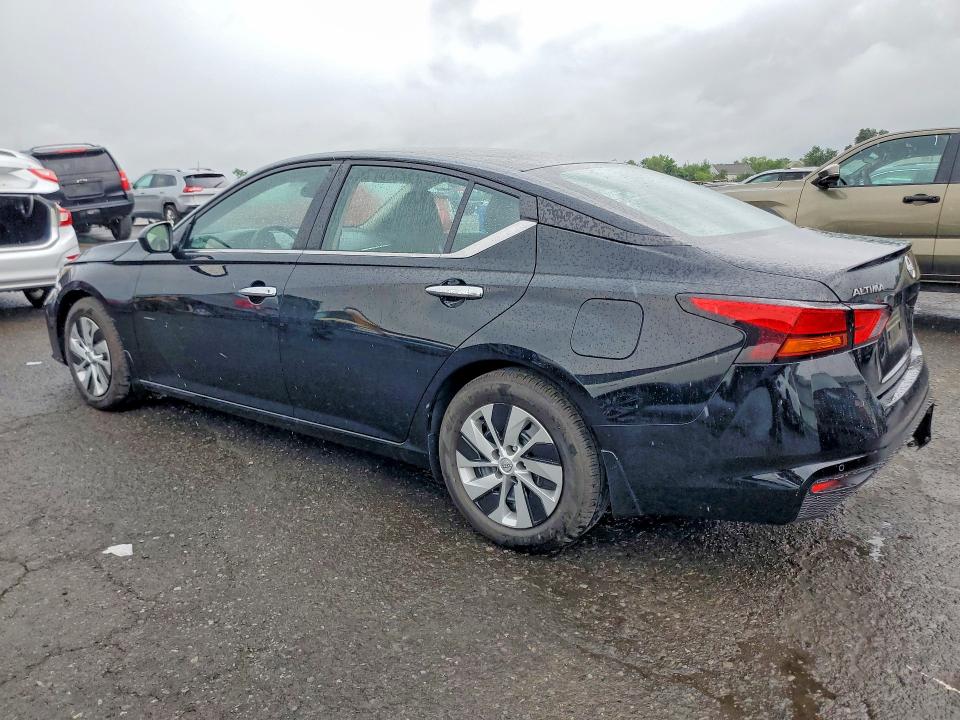 60621906 :رقم المزاد ، 1N4BL4BVXRN406678 vin ، 2024 Nissan Altima مزاد بيع