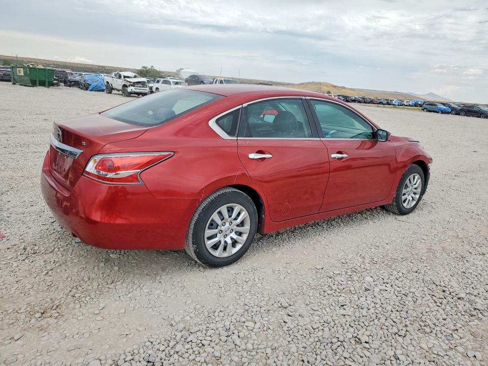 Продажа на аукционе авто 2015 Nissan Altima, vin: 1N4AL3AP6FC251014, номер лота: 62140456