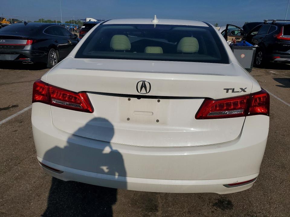 2018 Acura Tlx მანქანა იყიდება აუქციონზე, vin: 19UUB1F37JA004644, აუქციონის ნომერი: 60213816