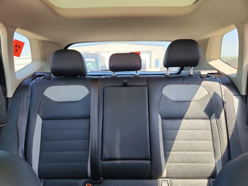 59303856 :رقم المزاد ، 3VV2X7B27NM044370 vin ، 2022 Volkswagen Taos مزاد بيع
