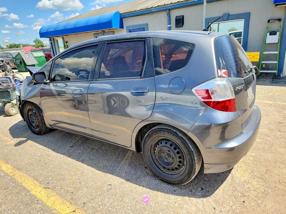 2013 Honda Fit მანქანა იყიდება აუქციონზე, vin: JHMGE8H35DC003931, აუქციონის ნომერი: 61328486