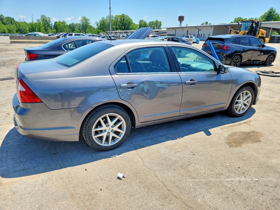 60568146 :رقم المزاد ، 3FAHP0JA4CR424636 vin ، 2012 Ford Fusion مزاد بيع