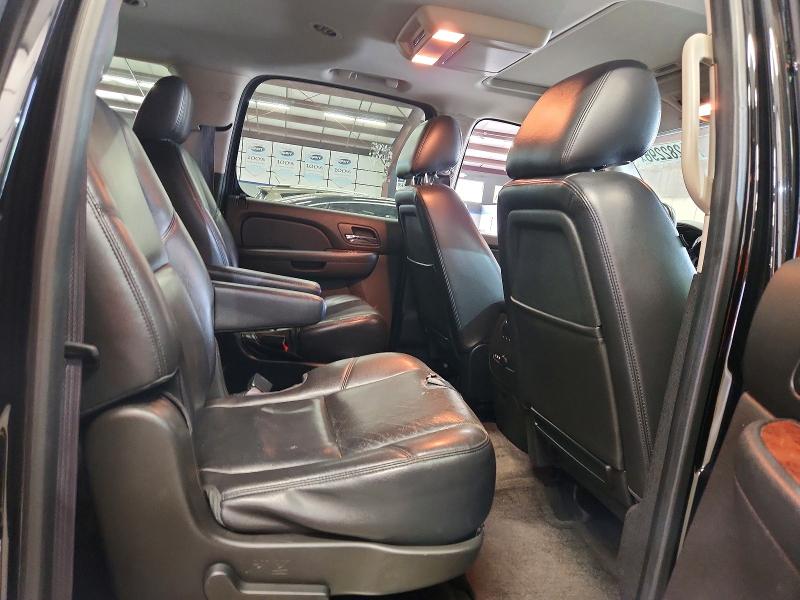 2014 Chevrolet Suburban მანქანა იყიდება აუქციონზე, vin: 1GNSCKE01ER106780, აუქციონის ნომერი: 61282296