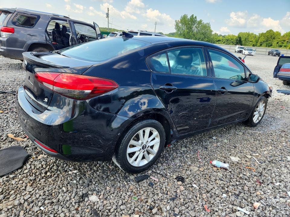 59184866 :رقم المزاد ، 3KPFL4A74HE114557 vin ، 2017 Kia Forte مزاد بيع